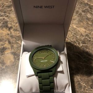 NINE WEST NAVY GREEN WATCH